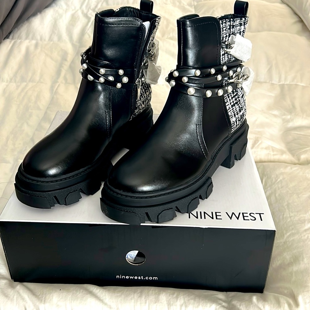 Brand new Nine West Lug boots
